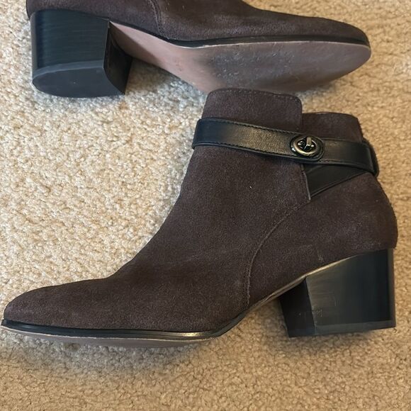 Coach Patricia Brown Suede Leather Booties Sz 10 - Picture 2 of 11